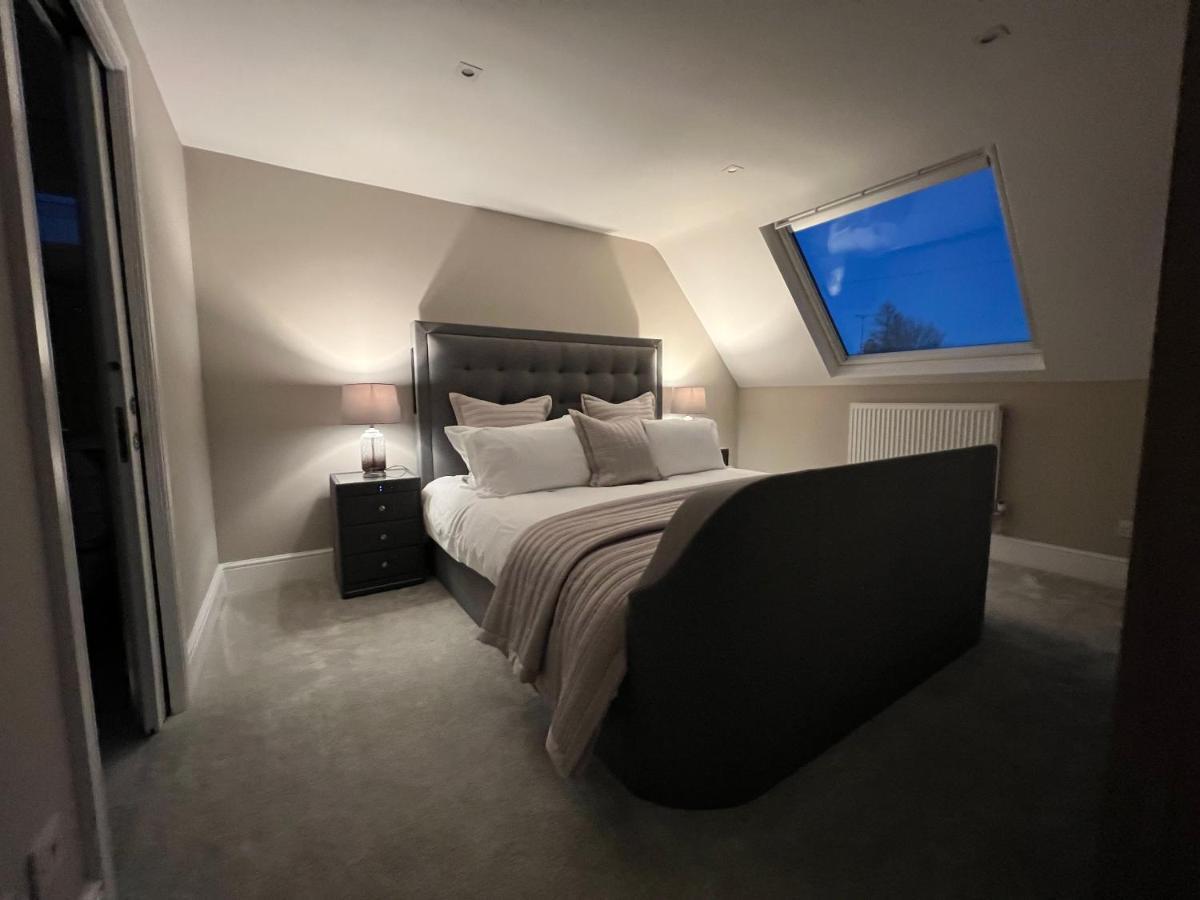 Luxurious 4 Bedroom Home In The Heart Of The Cotswolds With Hot Tub! Stow-on-the-Wold Esterno foto